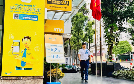 Gửi tiền vào ngân hàng là kênh đầu tư hấp dẫn?