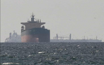 Iran đe dọa đóng cửa eo biển Hormuz nếu Mỹ tấn công cơ sở năng lượng