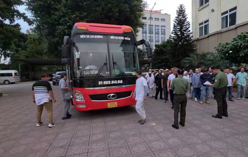 Công an TPHCM tiếp nhận 34 công dân bị Hoa Kỳ trục xuất