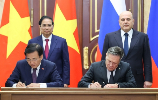Hai Thủ tướng Việt Nam và Nga chứng kiến Lễ ký kết xây dựng Nhà máy điện hạt nhân ở Việt Nam