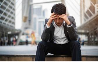 Nỗi buồn tắt ánh hào quang