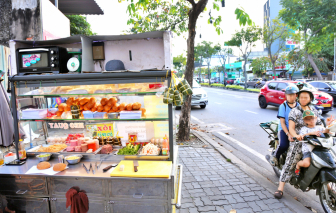 Quảng Ngãi: 17 người nhập viện nghi ngộ độc do ăn bánh mì