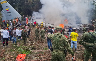 Rơi máy bay chở 125 binh lính ở Colombia, hàng chục người thiệt mạng