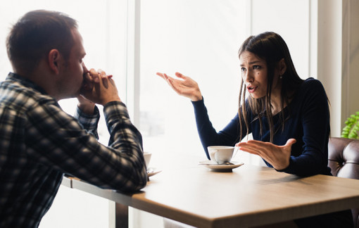 Nhìn mặt chồng là… thấy ghét