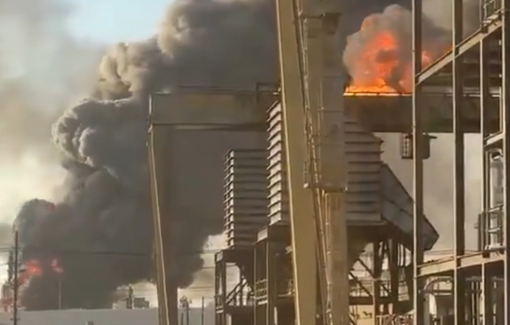 Nhà máy lọc dầu ở bang Texas, Mỹ nổ chưa rõ nguyên nhân