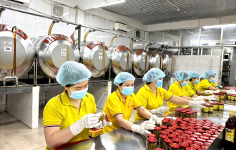 Doanh nghiệp “nín thở” trong 150 ngày Mỹ áp thuế tạm thời