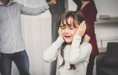 Thà không có cha còn hơn?