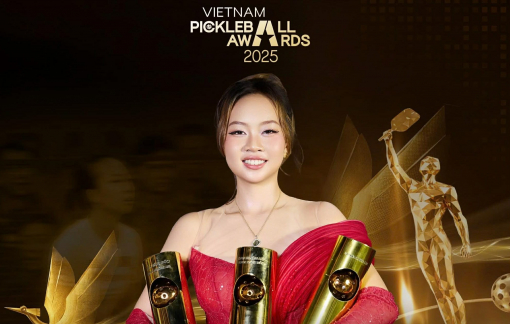 Cô gái sinh năm 2008 và cú hat-trick làm rung chuyển pickleball Việt Nam