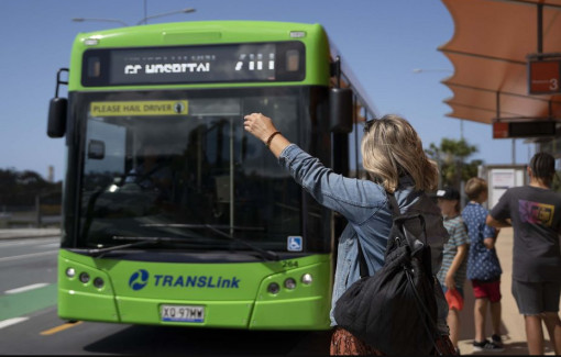 Úc miễn phí giao thông công cộng để hỗ trợ người dân