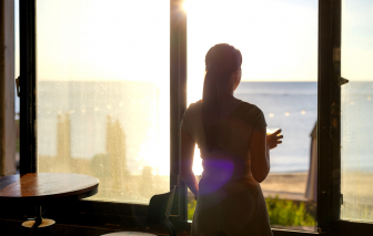 Mẹ chọn ở lại cùng con