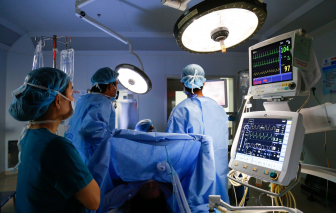 Thai nhi ở vị trí cực kỳ hiếm gặp, thai phụ rơi vào thập tử nhất sinh