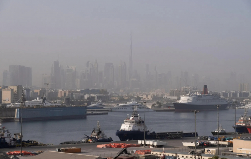 Giá chứng khoán và dầu thô đảo chiều sau tuyên bố của Tổng thống Donald Trump