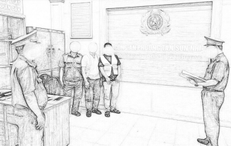 2 người bị khởi tố vì đánh nhau do mâu thuẫn khi đi đường