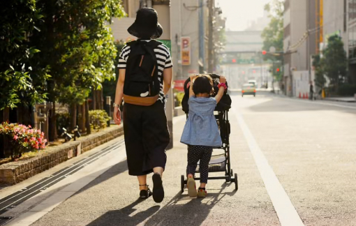 Nhật Bản cho phép cha mẹ ly hôn được thỏa thuận quyền nuôi con chung