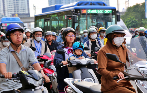 TPHCM miễn phí vé xe buýt cho toàn dân: Giải pháp đã đủ cho xe buýt đột phá?