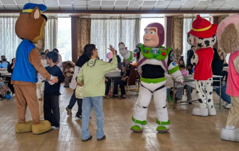 Bệnh viện Iran chữa lành tâm hồn giúp trẻ thơ vượt qua nỗi ám ảnh chiến tranh