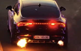 Đề nghị xử phạt hơn 70 triệu đồng với tài xế xe con phun lửa ở Đắk Lắk