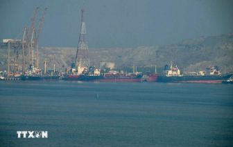 Hơn 40 quốc gia lên kế hoạch giải cứu 2.000 tàu mắc kẹt tại eo biển Hormuz