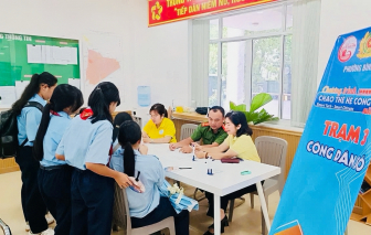 Hơn 400 học sinh tham gia chương trình 'Chào thế hệ Công dân số'