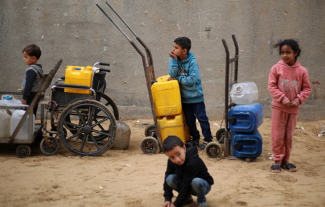 Trẻ em bị cuốn vào khủng hoảng chiến tranh Trung Đông