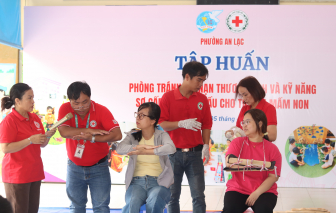 Trang bị kiến thức và kỹ năng sơ cấp cứu cho giáo viên mầm non