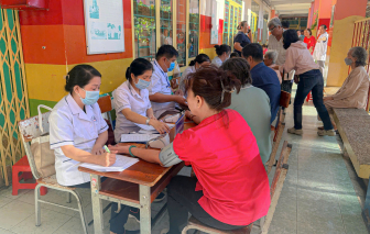 Ngày đầu khám miễn phí, hơn 63% người dân có vấn đề sức khỏe