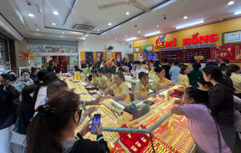 Giá vàng giảm 1,4 triệu đồng/lượng