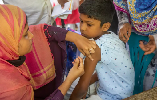 Hơn 130 ca tử vong nghi ngờ do sởi, Bangladesh tiêm chủng khẩn cấp