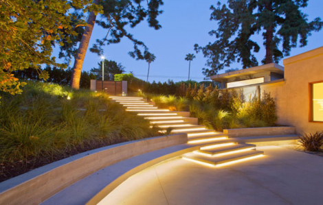 Ý tưởng chiếu sáng ngoài trời đầy phong cách truyền cảm hứng cho ngôi nhà