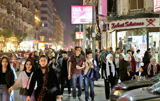 Giá nhiên liệu tăng cao, nhịp sống chậm lại