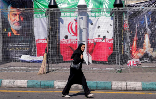 Iran kêu gọi hàng triệu người làm 'lá chắn' bảo vệ nhà máy điện trước tối hậu thư của Mỹ