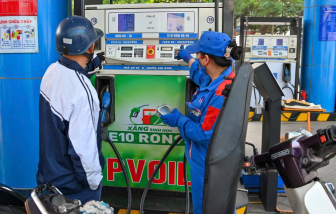 Giá xăng dầu đồng loạt giảm, có loại giảm gần 2.000 đồng/lít