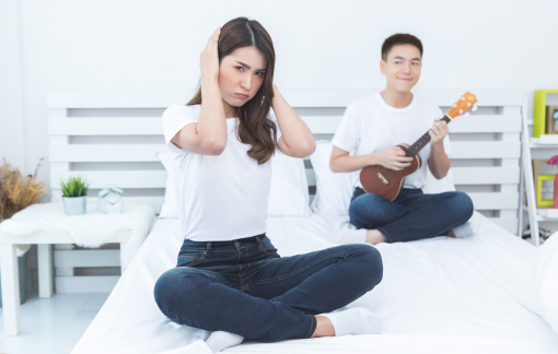 Vợ tôi 'có thù' với mọi sở thích của chồng