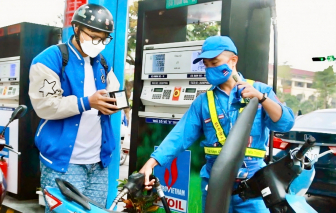 Kiểm soát giá xăng dầu, không để phá vỡ mục tiêu tăng trưởng