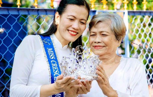 Một chân vẫn bước trọn hành trình rực rỡ