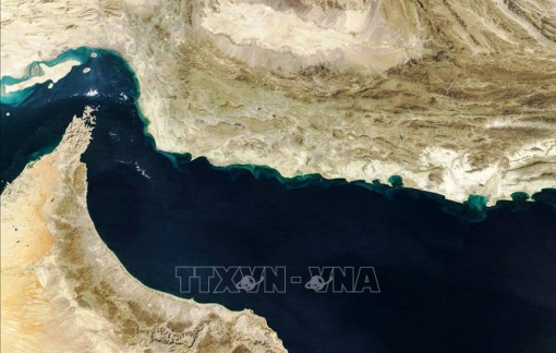 Cuộc chiến giữa đồng USD và đồng nhân dân tệ tại Eo biển Hormuz