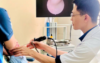 Bé 3 tháng tuổi suýt mù mắt vì biến chứng viêm xoang cấp nguy hiểm