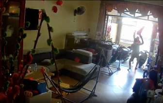 Khởi tố, bắt tạm giam đối tượng dùng hung khí chém người tại nhà riêng