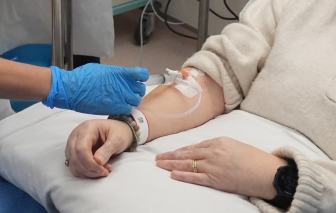 Người phụ nữ mắc 3 bệnh hiểm nghèo hồi phục khó tin nhờ liệu pháp tế bào