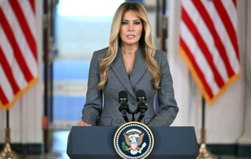 Bà Trump bác bỏ cáo buộc liên quan tỉ phú ấu dâm Epstein