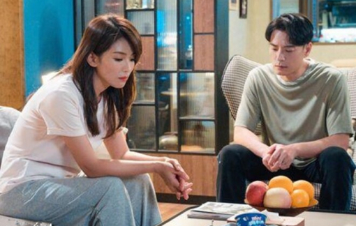 Ly hôn rồi, tôi vẫn chưa một lần được tự do