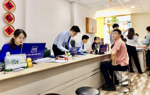 Đặt cọc mua nhà - con dao 2 lưỡi