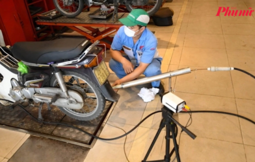 Xe máy nào phải 'qua cửa' kiểm định khí thải?