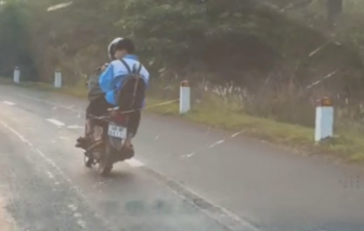 Giao xe cho con dưới 16 tuổi chạy lạng lách, cha mẹ bị phạt hơn 18 triệu, bị tịch thu luôn xe