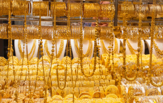 Giá vàng ngày 15/4: Tiếp tục tăng mạnh