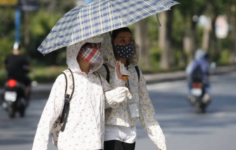 Thời tiết ngày 16/4: Nam Bộ mưa dông về chiều, Bắc Bộ nắng nóng