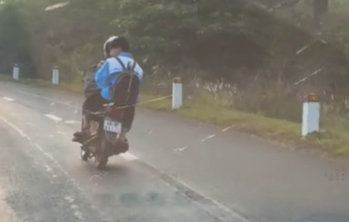 Giao xe cho con dưới 16 tuổi chạy lạng lách, cha mẹ bị phạt hơn 18 triệu, bị tịch thu luôn xe