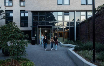 Điểm IELTS cao vẫn gặp 'sốc' khi du học