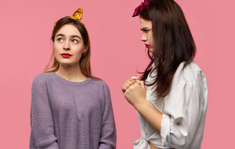 Hết mình với chị chồng, nhận về cái kết... hết hồn