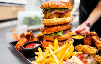 Uống nước ngọt, ăn các sản phẩm đóng gói làm tăng 67% nguy cơ đột quỵ